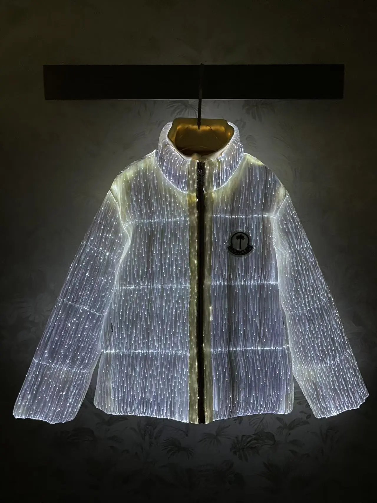 Co-branded glowing down coat-CY