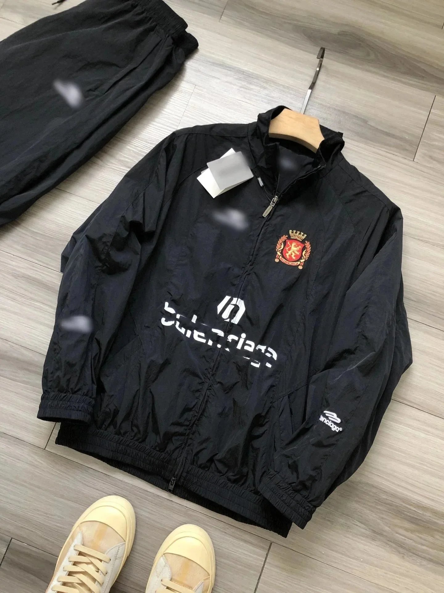 Balenciaga巴黎世家 Soccer SS24 字母印花拉链立领长袖夹克外套